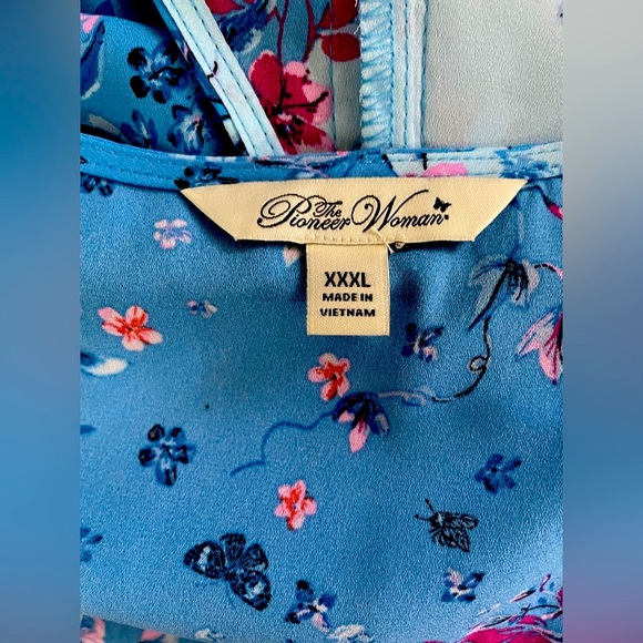 The Pioneer Woman Blue Floral Blouse - Picture 3 of 10